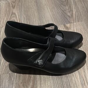 Dansko Black Mary Jane Heels